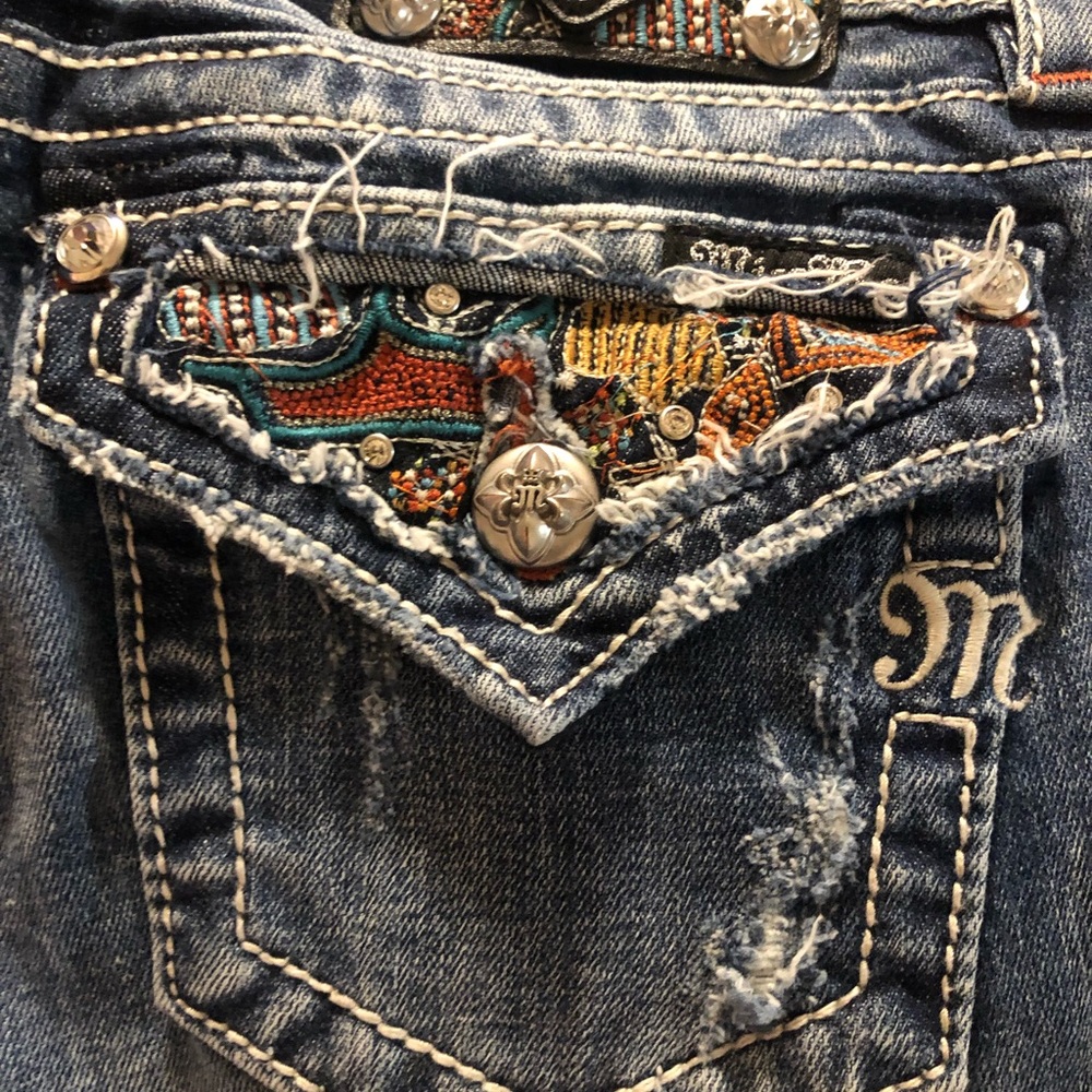 Miss Me Jeans - Picture 7 of 8